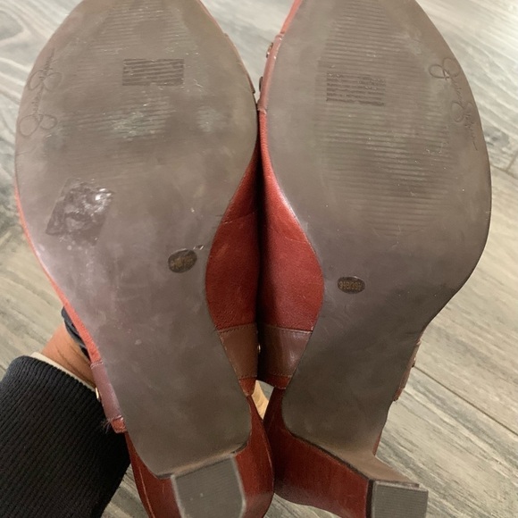Jessica Simpson leather brown peep toe retro sling back career work heels 9.5B - Picture 11 of 12